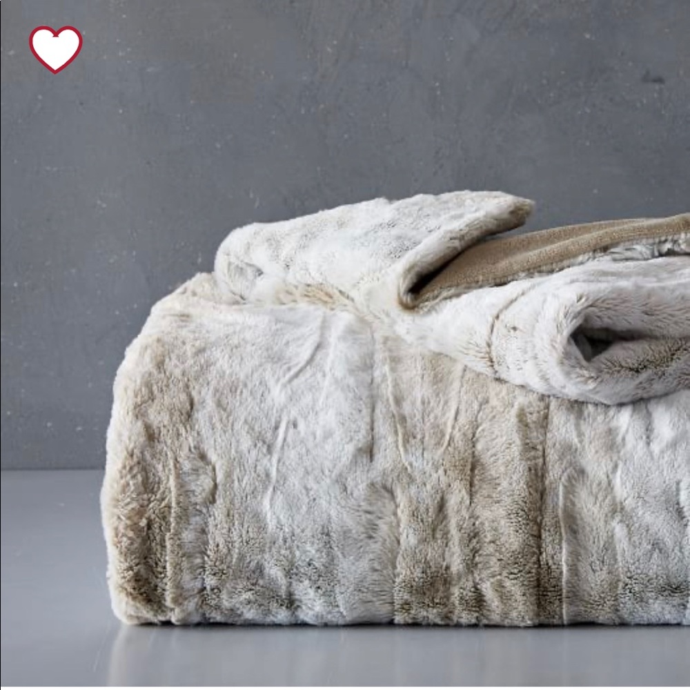 West Elm NWT Faux Fur Leopard Ombre Throw
